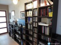 L'entrée et la bibliothèque cliquez ici pour agrandir les photos de cette location à quiberon