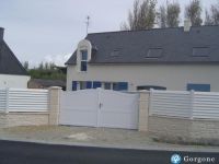 vue extérieure portail fermé cliquez ici pour agrandir les photos de cette location à quiberon