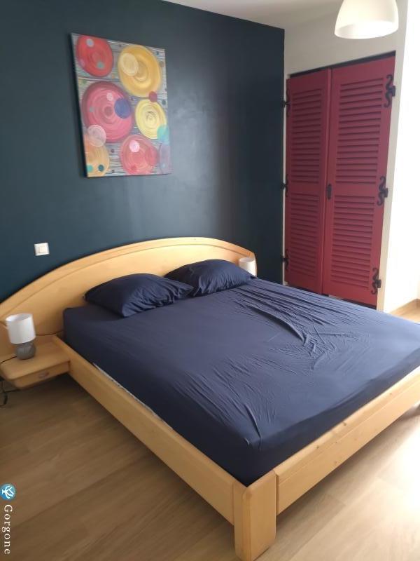 Photo n&deg;8 de :location appartement face mer quiberon