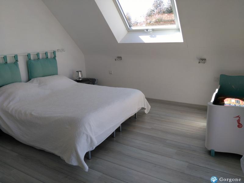 Chambre lit double vue mer